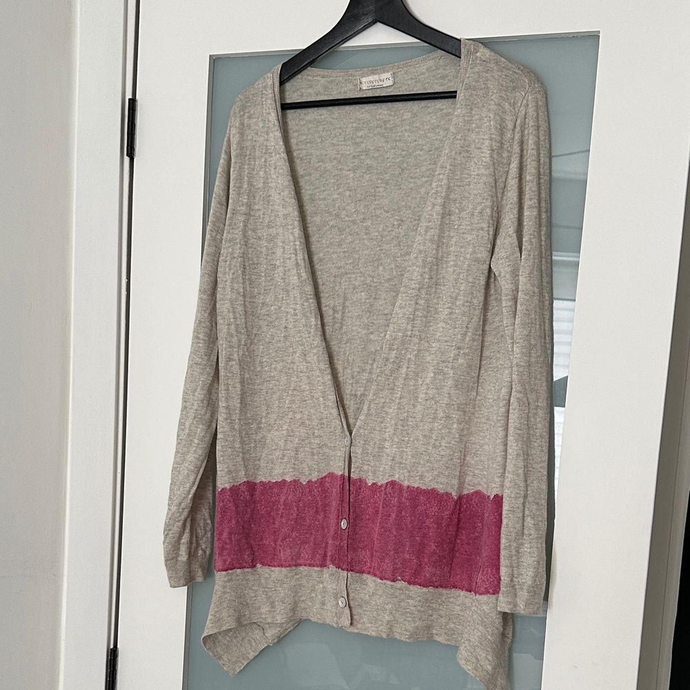 Light Gray Open Cardigan with Pink Accent